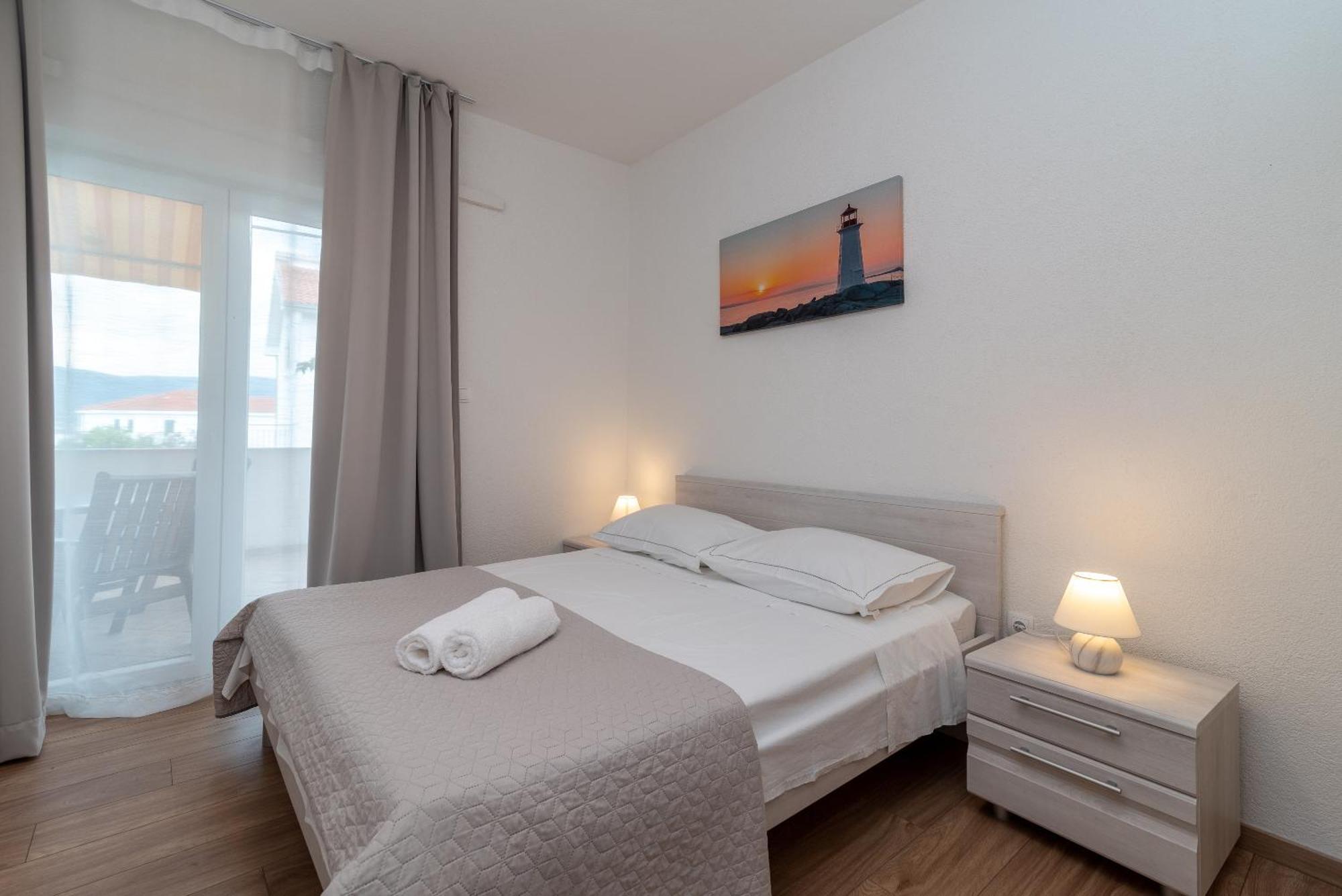 Apartments Brico - Heated Pool Trogir Buitenkant foto