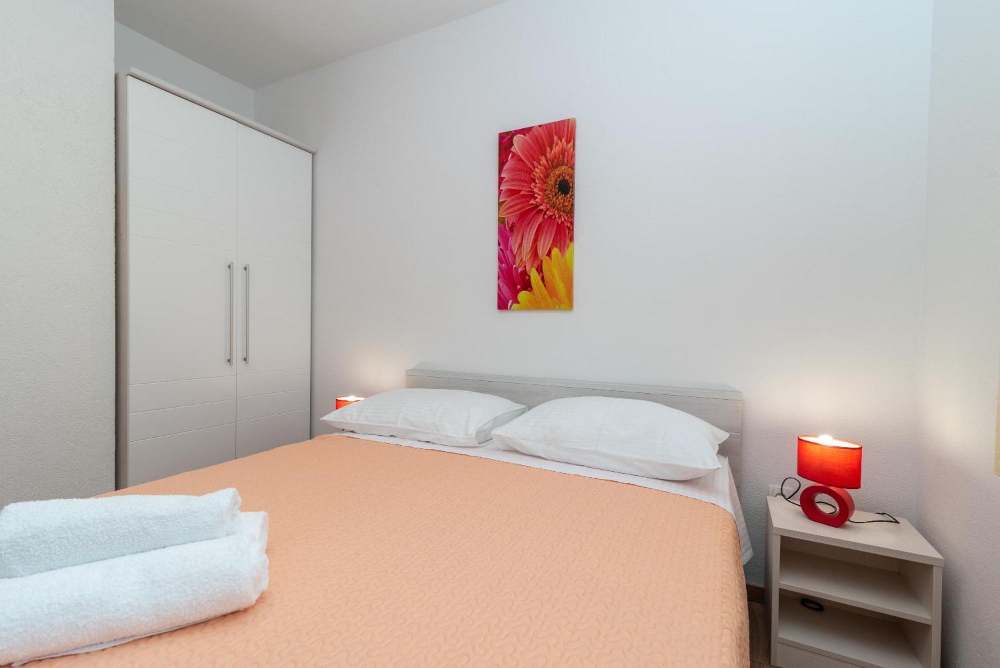Apartments Brico - Heated Pool Trogir Buitenkant foto