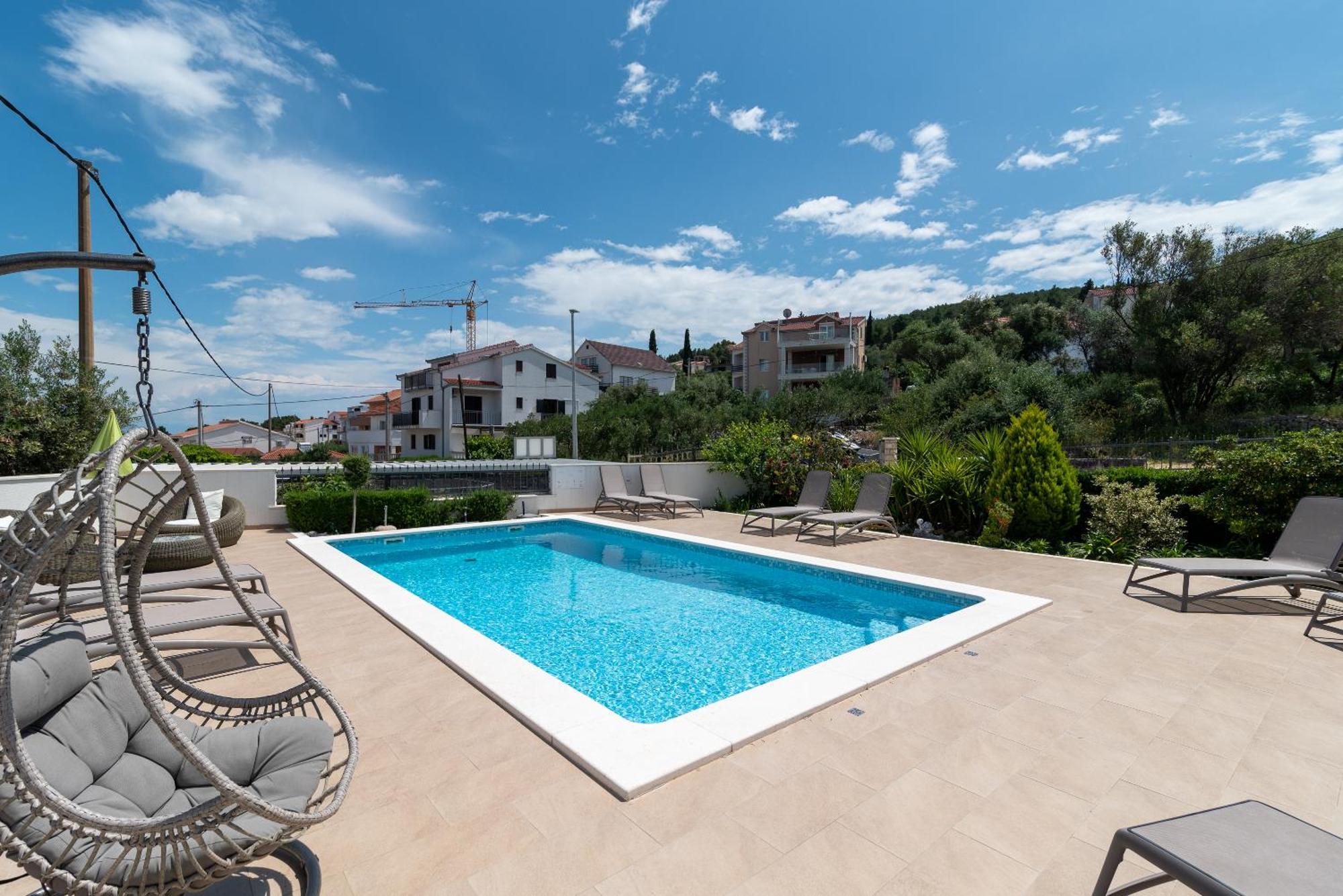 Apartments Brico - Heated Pool Trogir Buitenkant foto