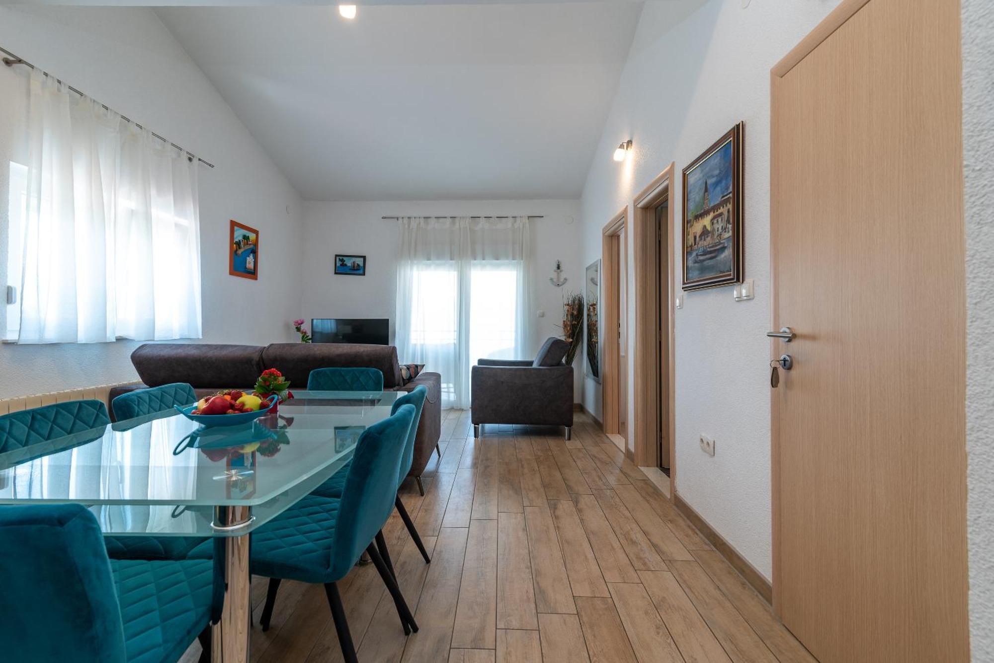 Apartments Brico - Heated Pool Trogir Buitenkant foto